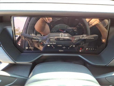 New 2026 GMC Acadia Elevation w/ Elevation Premium Package image 17