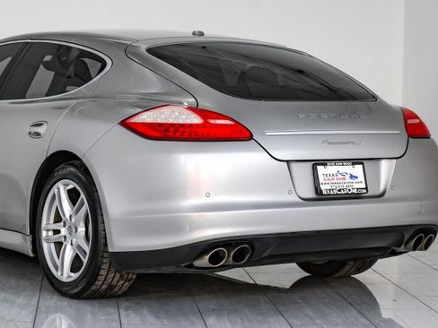 Used 2010 Porsche Panamera S RWD image 59