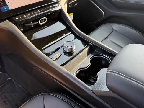 New 2026 Jeep Grand Cherokee Limited AWD/4WD image 24