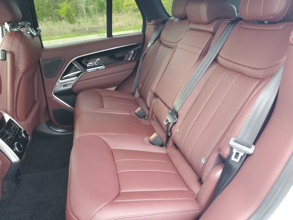 New 2026 Land Rover Range Rover SE AWD/4WD image 29