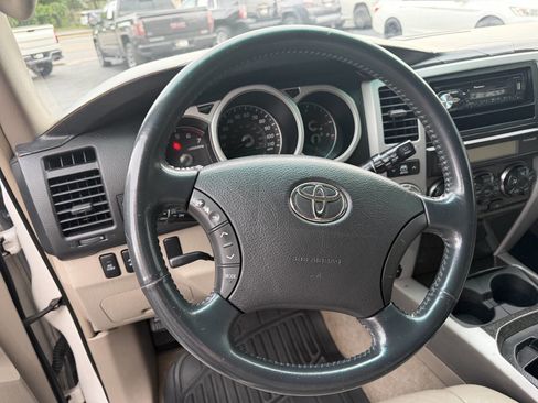 Used 2004 Toyota 4Runner Limited AWD/4WD image 23