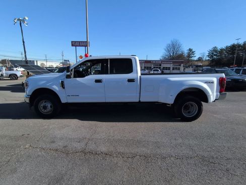 Used 2022 Ford F350 XLT image 5