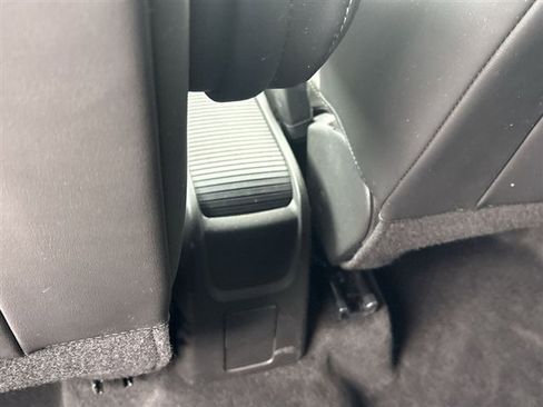 Used 2022 Buick Encore Preferred AWD/4WD image 20