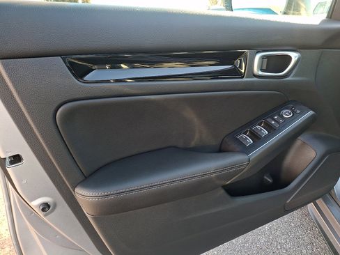 Used 2023 Honda Civic Sport Touring image 12