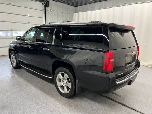 Used 2017 Chevrolet Suburban Premier AWD/4WD image 6
