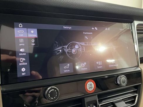 New 2026 Porsche Macan AWD/4WD image 29