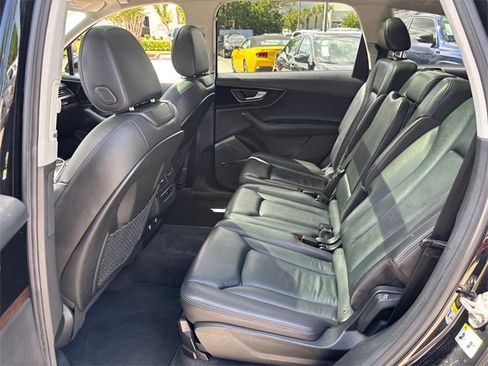 Used 2018 Audi Q7 3.0T Premium Plus image 5