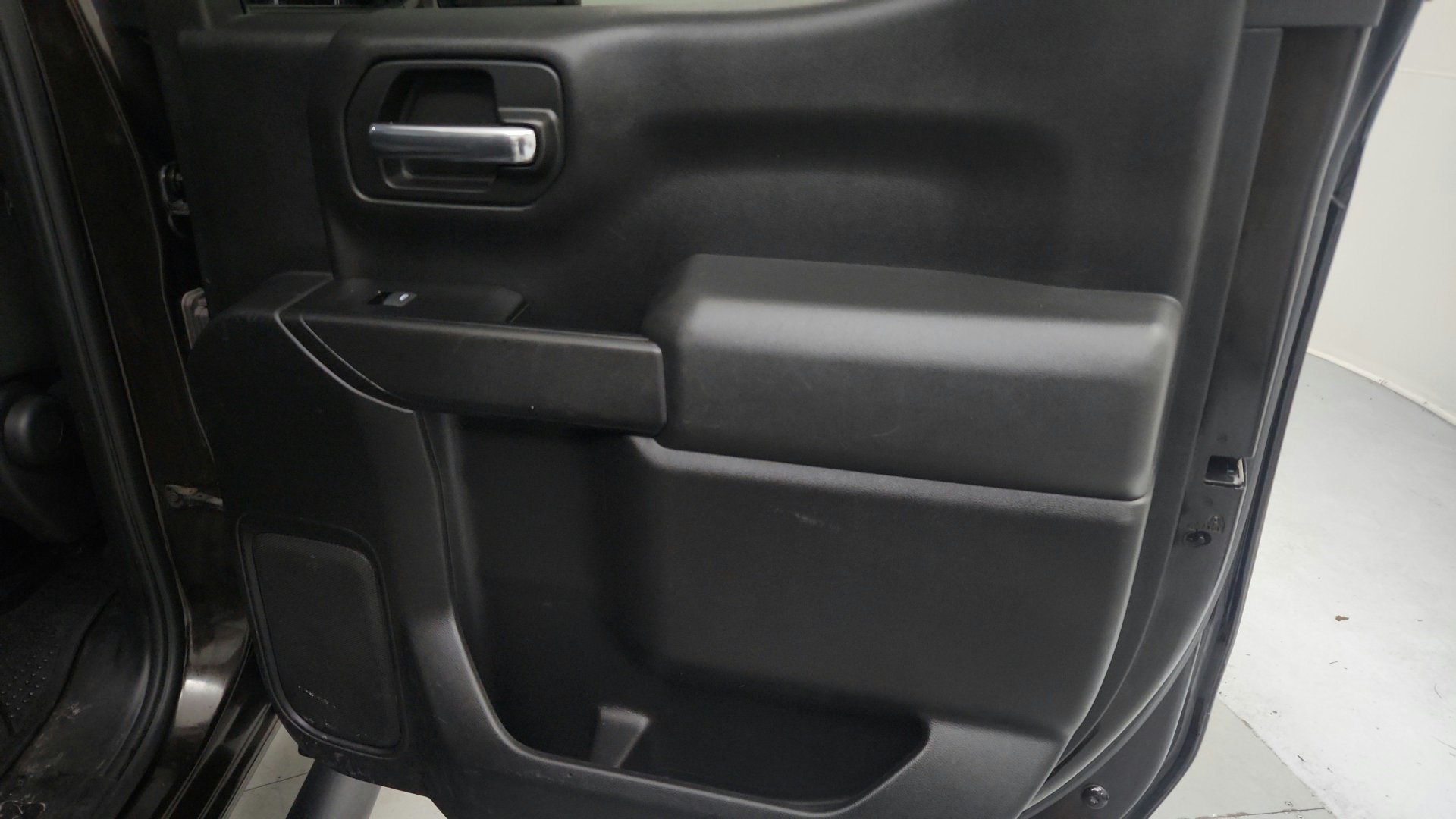 Used 2019 Chevrolet Silverado 1500 LT w/ All-Star Edition AWD/4WD image 20