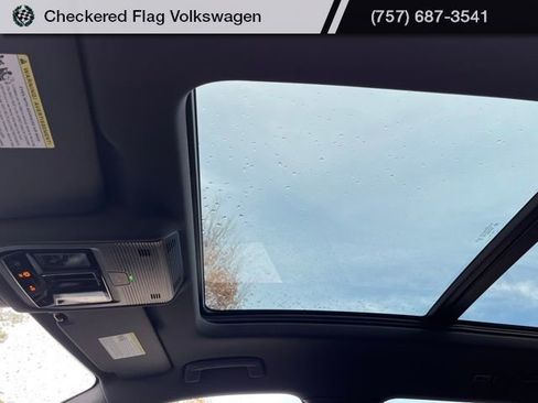 New 2026 Volkswagen Tiguan SE R-Line image 19