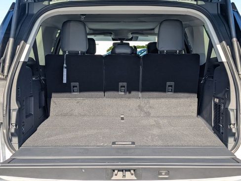 New 2025 Ford Expedition Max Active image 13