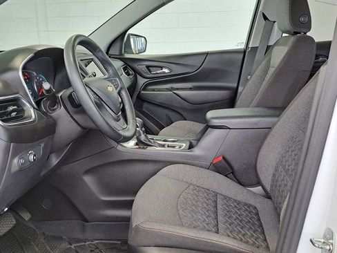 Used 2023 Chevrolet Equinox LT FWD image 25