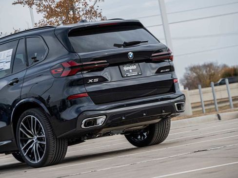 New 2026 BMW X5 xDrive40i w/ Executive Package image 5