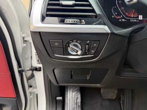 Used 2020 BMW X4 xDrive30i AWD/4WD image 21