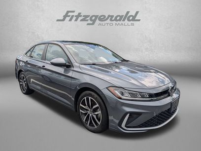 Used 2025 Volkswagen Jetta SE