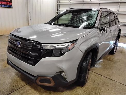 Used 2025 Subaru Forester Sport image 4