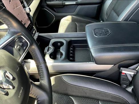 Used 2023 RAM 1500 Laramie AWD/4WD image 15