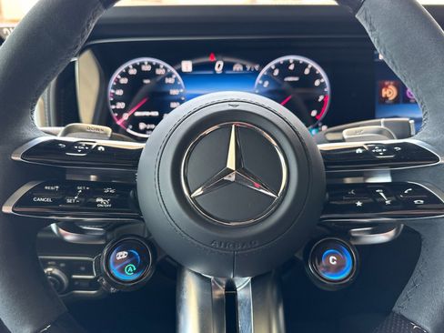 Used 2025 Mercedes-Benz G 63 AMG 4MATIC image 24