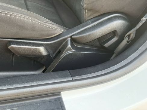 Used 2018 Ford Mustang EcoBoost image 13