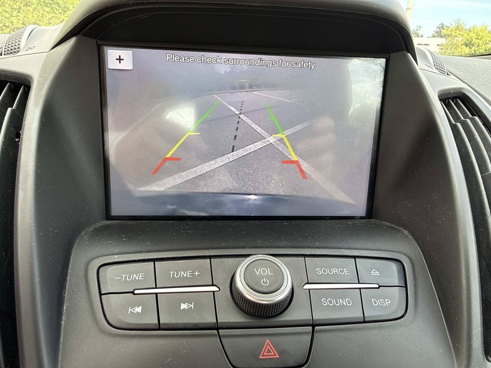 Used 2018 Ford C-MAX SE w/ Equipment Group 201A FWD image 24