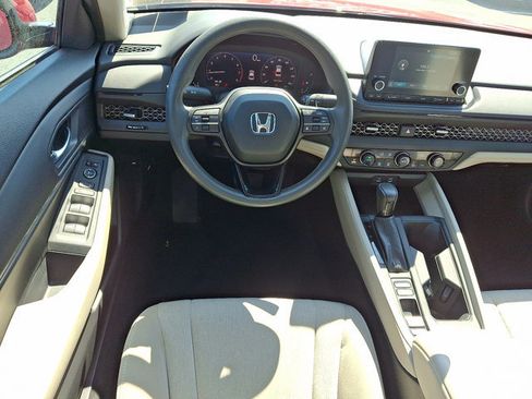 Certified 2023 Honda Accord EX image 11
