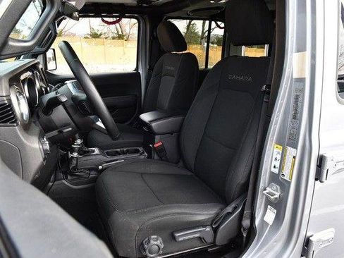 Used 2020 Jeep Wrangler Unlimited Sahara w/ Cold Weather Group image 21