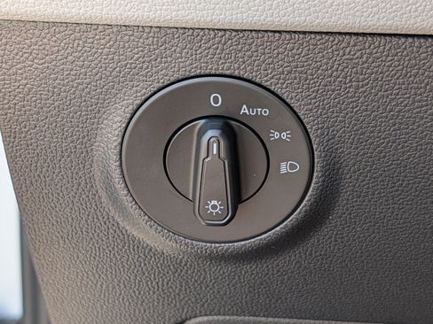 Certified 2024 Volkswagen Taos S FWD image 26