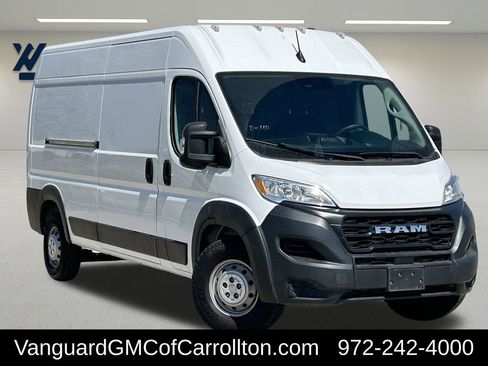 Used 2023 RAM ProMaster 2500 FWD image 2
