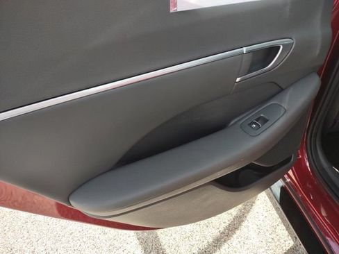 Used 2023 Hyundai Sonata SEL Plus FWD image 16