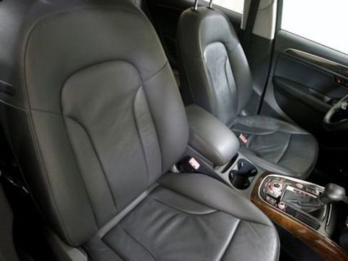 Used 2013 Audi Q5 3.0T Premium Plus image 9