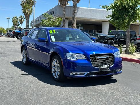 Certified 2021 Chrysler 300 Touring L AWD/4WD image 11