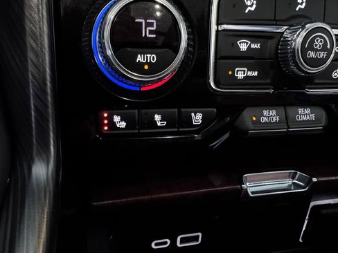 Certified 2023 GMC Yukon Denali Ultimate image 26