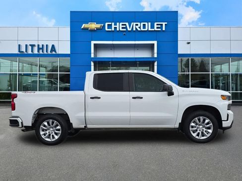 Used 2022 Chevrolet Silverado 1500 Custom AWD/4WD image 8