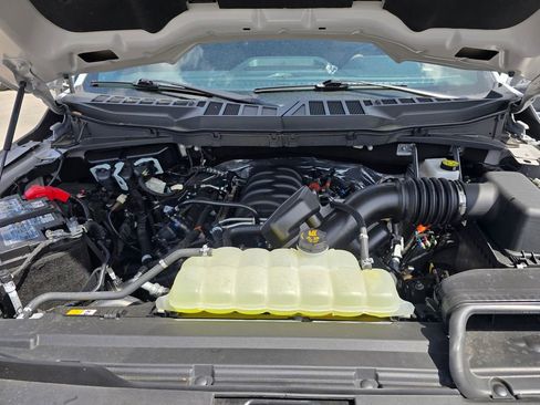Used 2025 Ford F150 Lariat w/ FX4 Off-Road Package AWD/4WD image 14