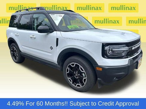 Certified 2025 Ford Bronco Sport Outer Banks AWD/4WD image 1