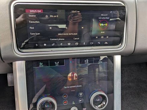 Used 2021 Land Rover Range Rover HSE image 13