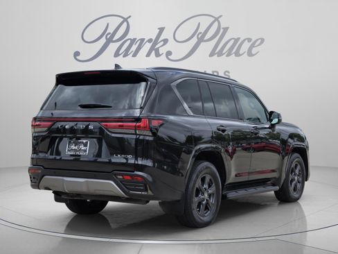 Used 2023 Lexus LX 600 4WD w/ Appearance Package image 5