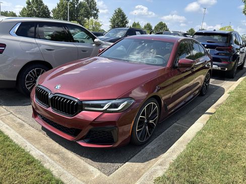 Used 2023 BMW 530i w/ M Sport Package RWD image 13
