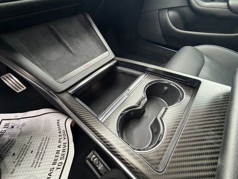 Used 2022 Tesla Model S Plaid image 15