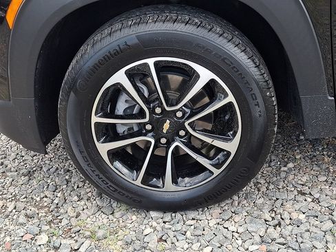 Certified 2024 Chevrolet TrailBlazer LT w/ Convenience Package AWD/4WD image 32
