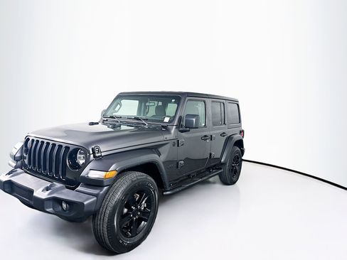 Used 2022 Jeep Wrangler Unlimited Sport image 3