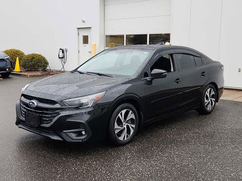 Used 2024 Subaru Legacy Premium image 3