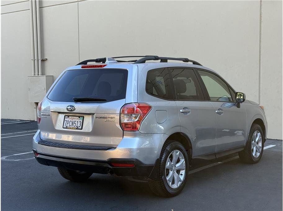 Used 2016 Subaru Forester 2.5i Premium AWD/4WD image 6