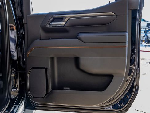 Used 2026 GMC Sierra 1500 AT4 w/ Technology Package image 39