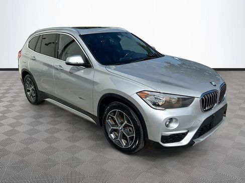 Used 2018 BMW X1 xDrive28i AWD/4WD image 4