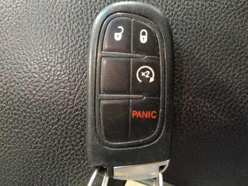 Used 2017 RAM 1500 Sport image 32