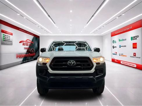 Used 2021 Toyota Tacoma SR RWD image 3