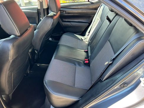 Used 2015 Toyota Corolla S FWD image 9