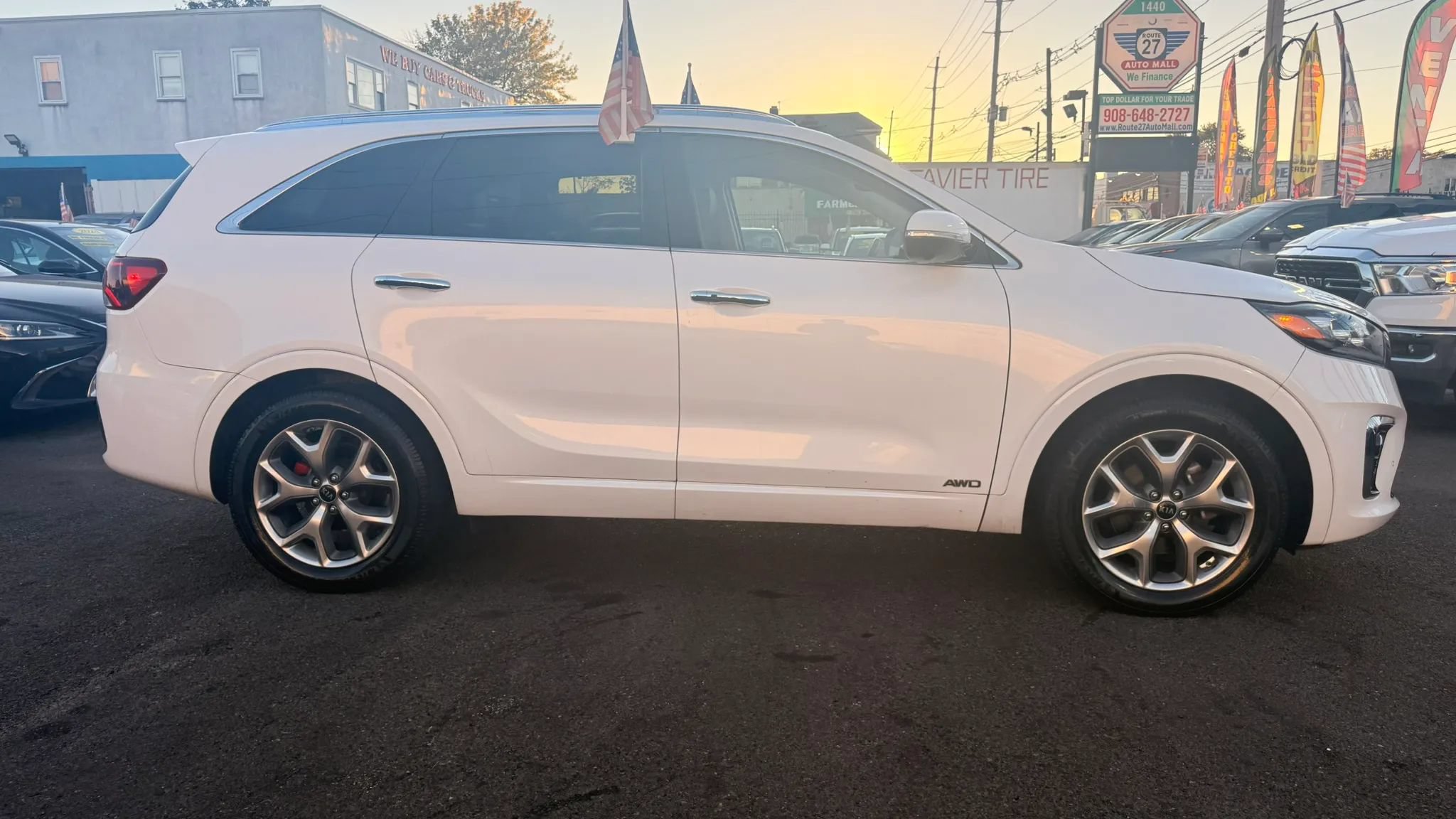 Used 2019 Kia Sorento SX w/ SX Touring Package AWD/4WD image 11