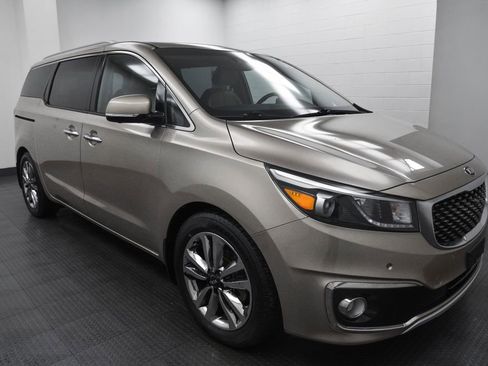 Used 2015 Kia Sedona SX Limited w/ SXL Technology Package image 1