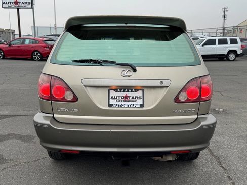 Used 2000 Lexus RX 300 Base AWD 4dr SUV image 4